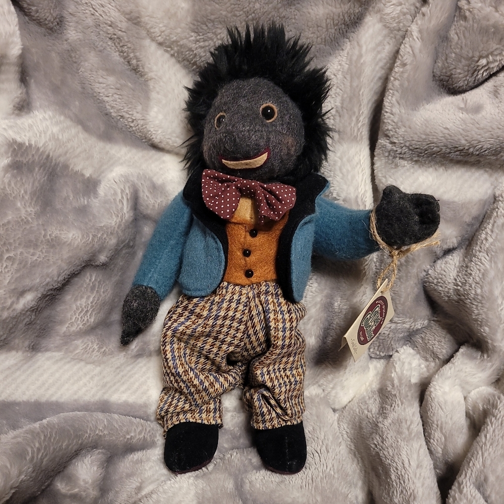 Cottage collectibles Vintage plush doll